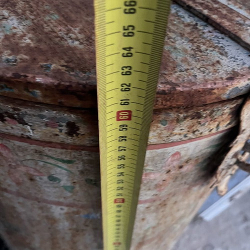 Metal canister with natural patina