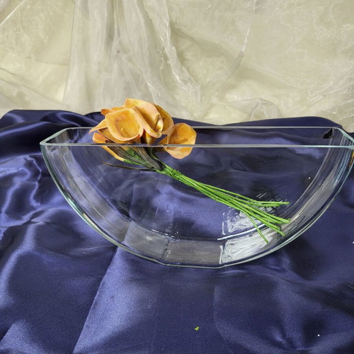 Glass Bowls Half-Moon Centerpieces pack of 25 like new