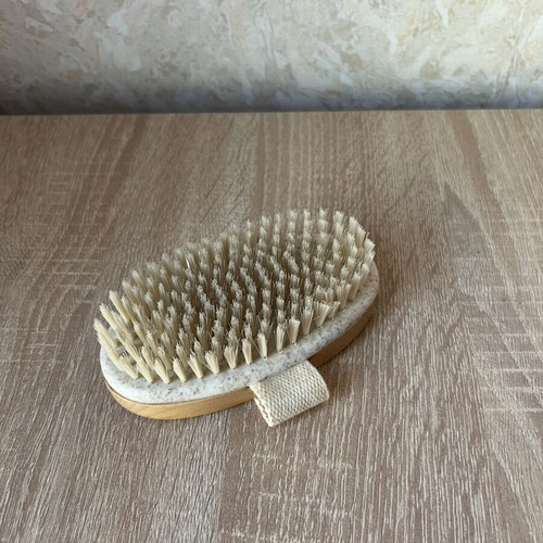 Wooden brush with bristles for dry brushing like new