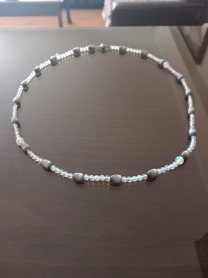 Necklace with opalites and cat's eye new, white and gray