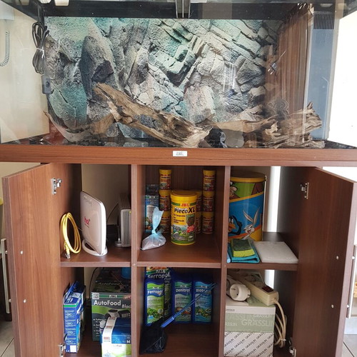 Juwel Rio 180 aquarium used with cabinet and equipment