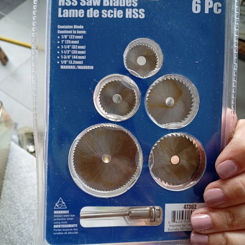 DIY woodcarving and cutting tools set like new