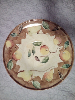 Italian ceramic fruit bowl used, hand-painted, ARM