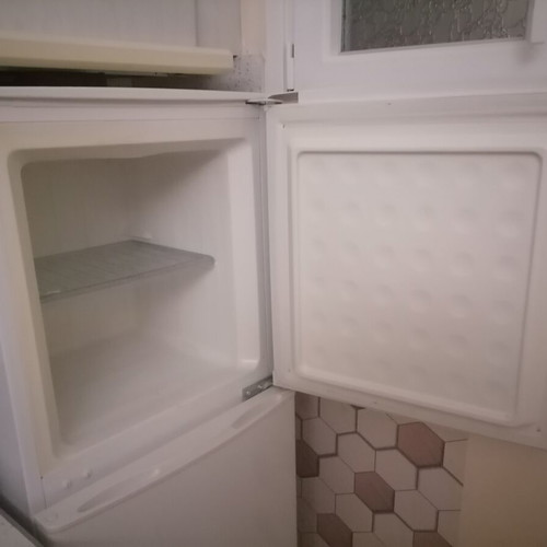 Trenton refrigerator like new, 140 cm height, 50 cm width