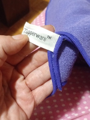 ONLY 10 EUROS TUPPERWARE SPORT sport towel tupperware
