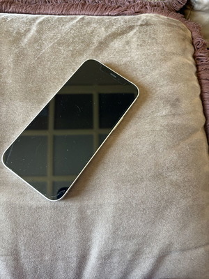 iPhone 12 64GB dual 12MP camera white, like new with case