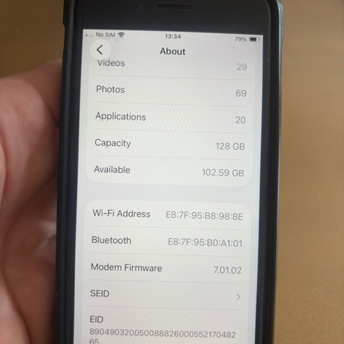 Apple iPhone SE 128GB, third generation