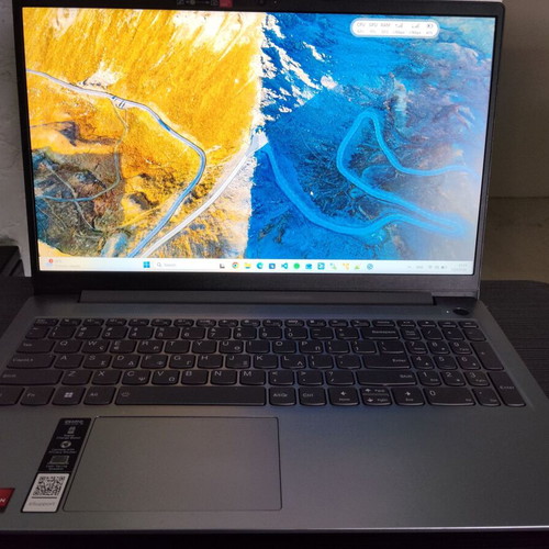 Lenovo Ideapad Slim 3 15AMN8 laptop new, 16GB RAM, AMD Ryzen, 500GB SSD