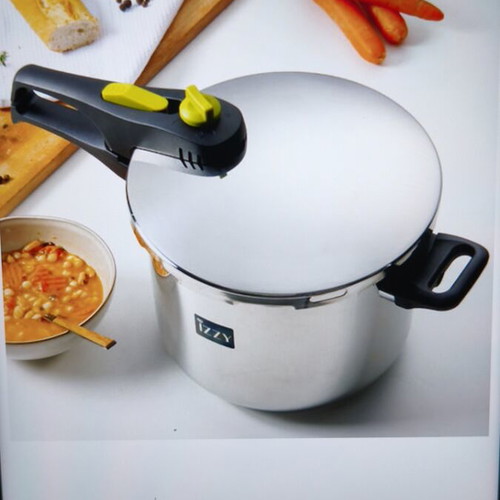 Izzy Family 8L Pressure Cooker like new