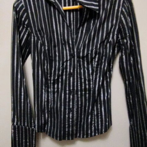 Iso black shirt with silver stripes size Small new