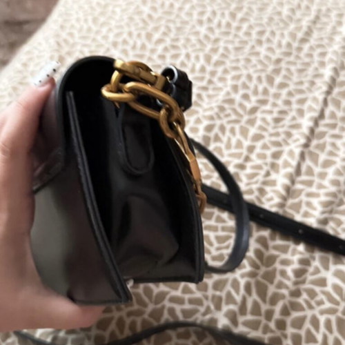 Axel leather crossbody bag, black
