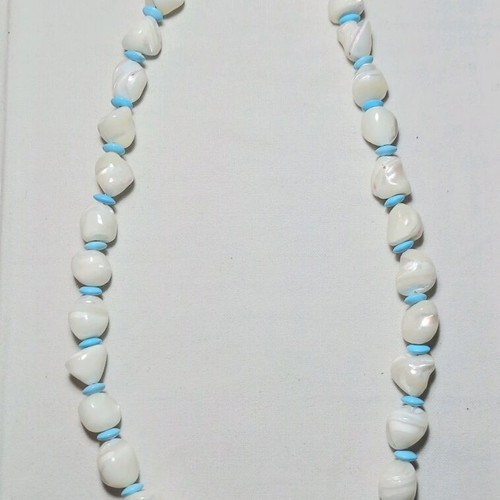 Silver necklace, mother of pearl and turquoise