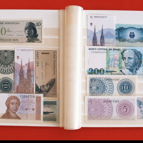 Multinational collection of 45 banknotes in A5 album