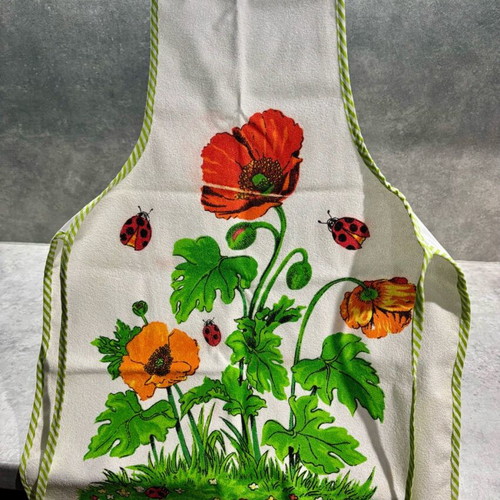 Kitchen apron like new with poppies