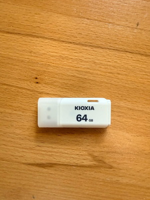 USB 3.2 Stick 64GB white compatible with PC & Mac new