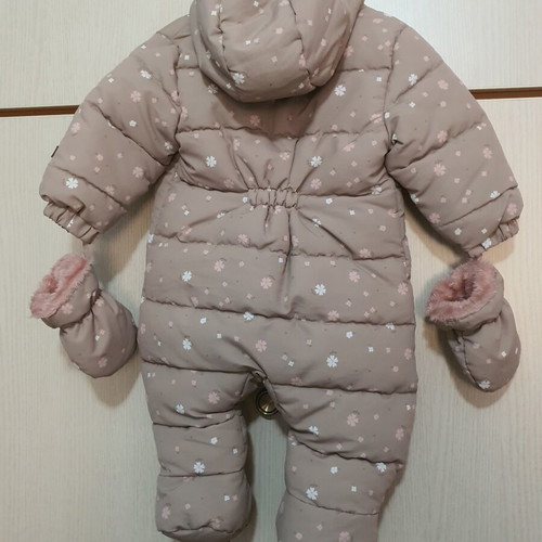 Baby jumpsuit with fleece lining size 68-74 like new