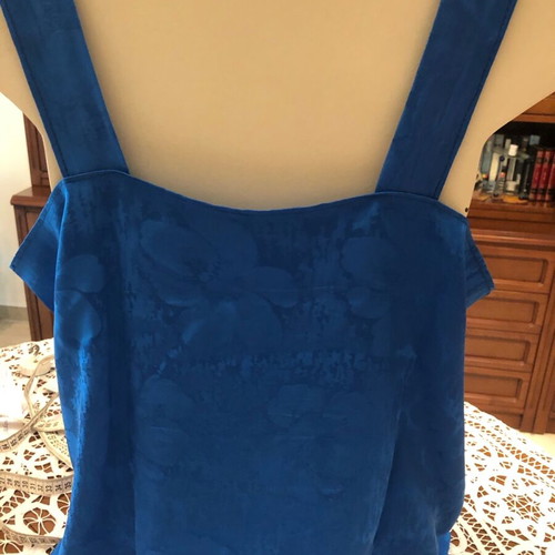 A-Style Tops like new, blue and pink, sizes M and L