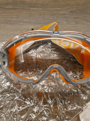 UVEX Ultravision 9002245 protective work goggles, pack of 16