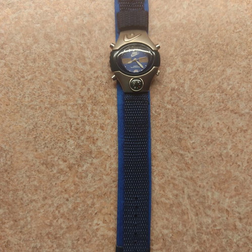 Nike Adventure Team Vintage Watch with Compass, like new