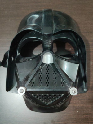 Star Wars Darth Vader Mask Hasbro 2010 with Talking and Sound Effects new