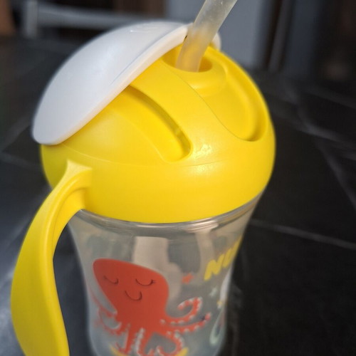 Nuk Motion Cup toddler cup 230ml used, yellow with straw