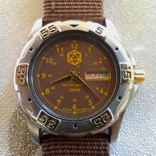Citizen wristwatch DnD D20 logo like new, gold and silver