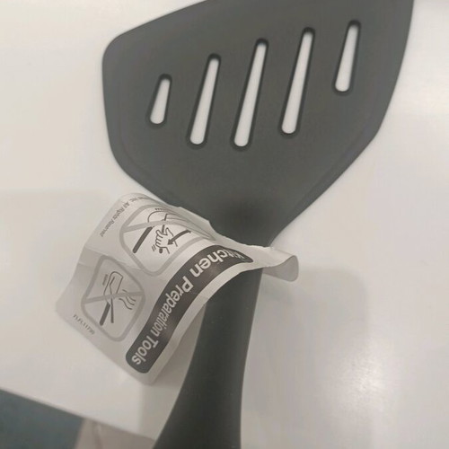 Wide spatula Tupperware new