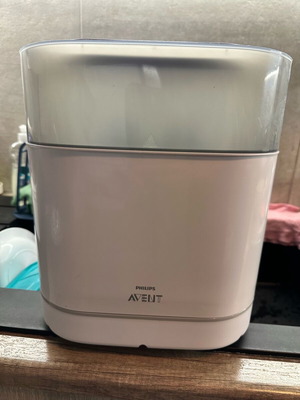 Philips Avent Sterilizer like new