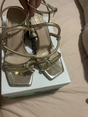 Mairiboo for Envie gold sandals size 37 like new