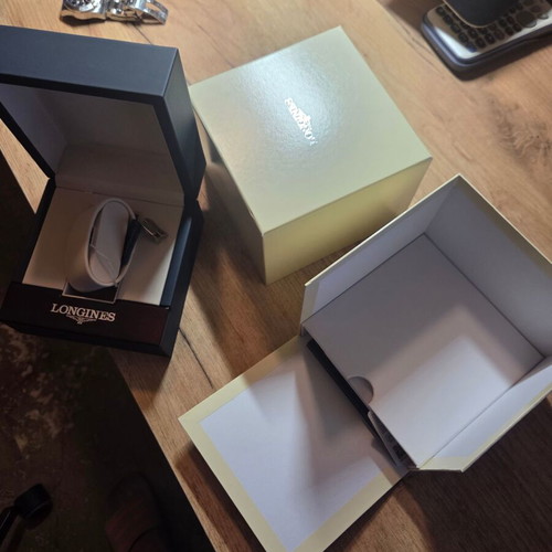 Longines HydroConquest wrist chronograph watch, grey