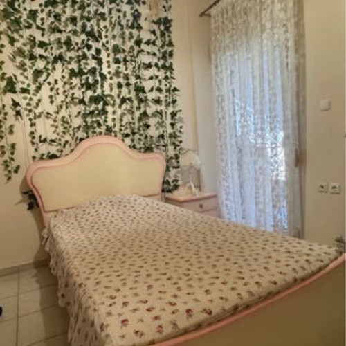 Children's bedroom set, solid wood, pink and beige