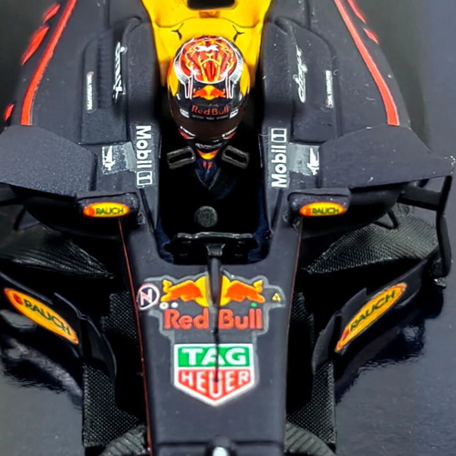 Red Bull Racing TAG Heuer RB13 #33 Verstappen 1:43 Minichamps model car new