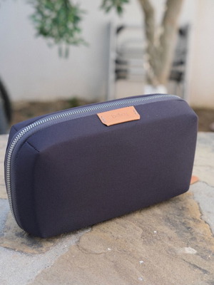 Bellroy Tech Kit pouch за организация на кабели сив нов