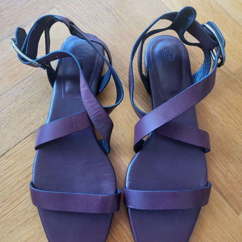 Massimo Dutti brown flat women's sandals, size 39