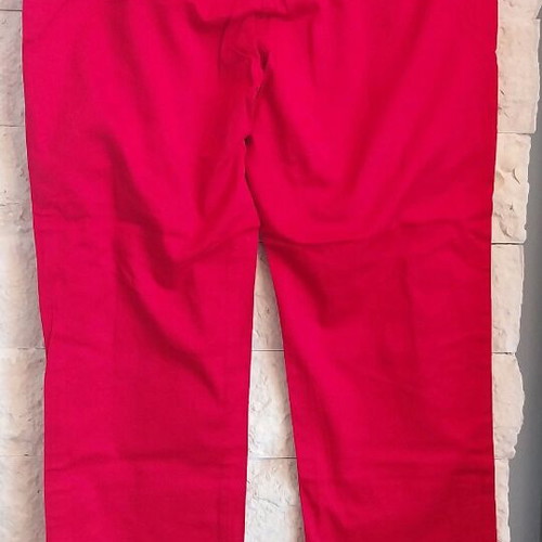 Madlen 3/4 pants burgundy red like new, small