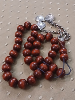 Bakelite Komboloi worry beads used, 33 beads, 1990s Syria