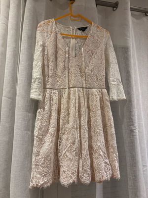 Lipsy London white dress with lace like new