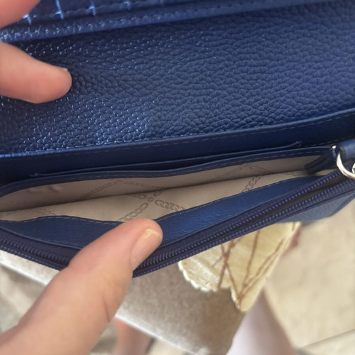 Michael Kors leather wallet crossbody navy blue like new