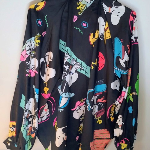 Blu Royal Snoopy shirt like new, black multicolor print