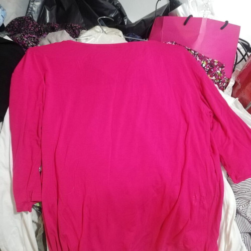 Esprit fuchsia blouse 3/4 sleeve like new, size large