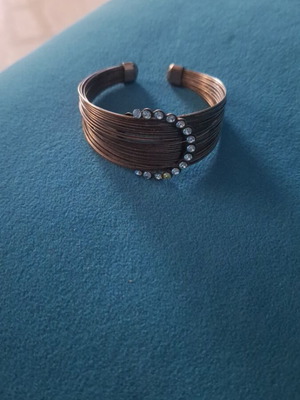 Bracelet like new, black and turquoise