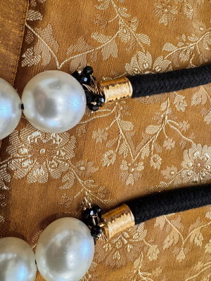 Pendant like new with large black and white beads