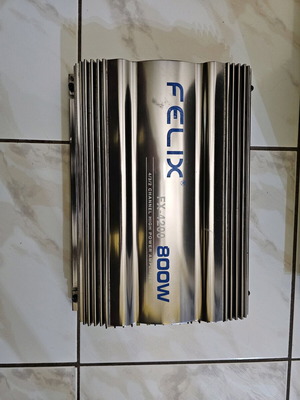 Felix car amplifier 800w like new