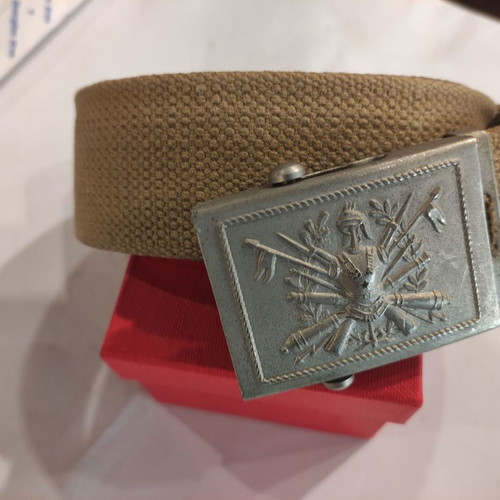 Canvas belt of Italian army used with metal buckle
