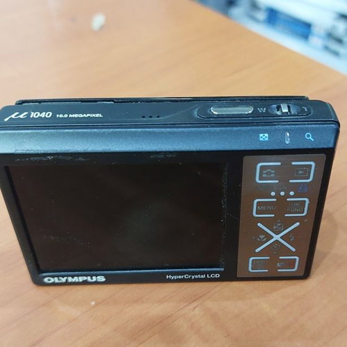 Olympus μ1040 camera used