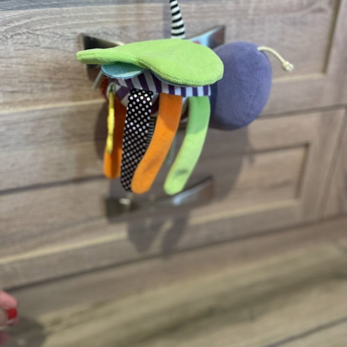 Hanging Bee Toy like new, velvet with colors and textures