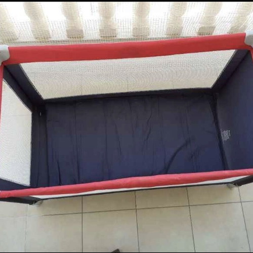 Playpen like new, very convenient