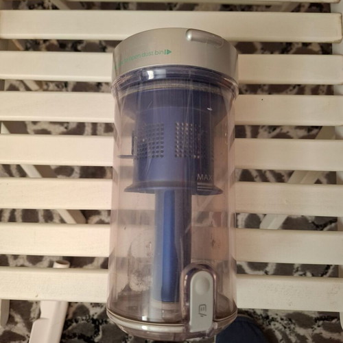 Eufy HomeVac S11 Reach rechargeable 2-in-1 stick & handheld vacuum 25.2V white used