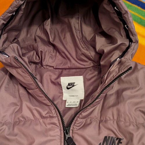 Nike Teen Jacket XS Like New Olive Grey Therma-FIT