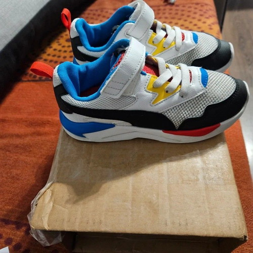 Puma athletic shoes size 32 like new, white and blue